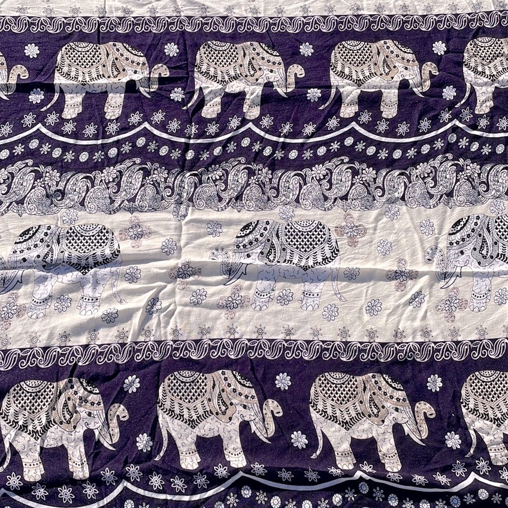 Elephant sarong - Picture 3 of 3